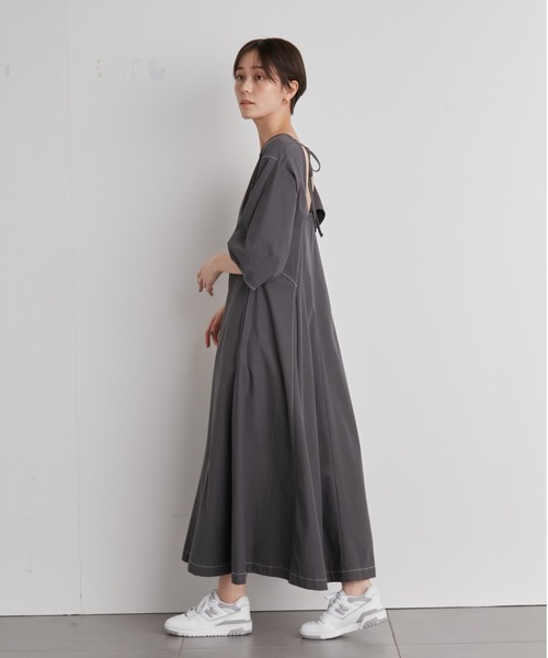 未使用♡emmi カットコンビ撥水ナイロンワンピース　0サイズ　 エミ Amazon.co.jp: [エミ] カットコンビ撥水ナイロンワンピース