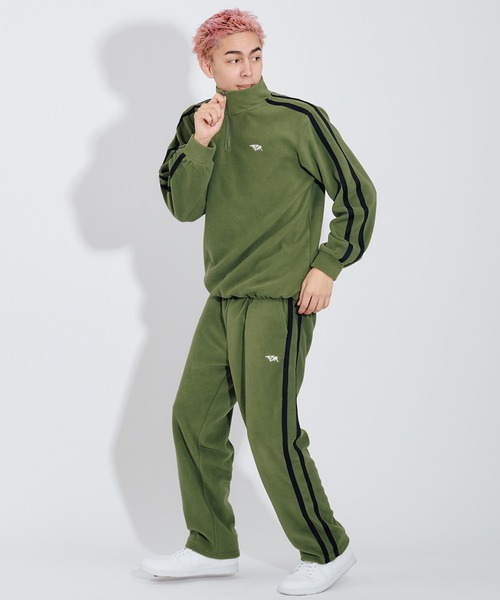FCMM(エフシーエムエム)の「【日本限定アイテム】FLEECE LINED HALF ZIP/フリースラインハーフジップ(スウェット・メンズ・ネイビー/グリーン/アイボリー・LARGE/MEDIUM)」の9枚目の写真