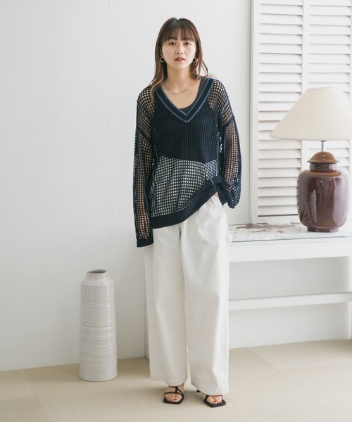 KBF（ケイビーエフ）の「illi　カップインUネックタンクトップ（タンクトップ・レディース・オレンジ系その他/オフホワイト/チャコールグレー・ONE）」の10枚目の写真