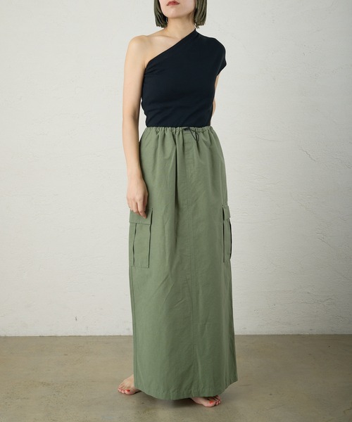 Omekashi(オメカシ)の「【earthy_ 】ワンショルTシャツ(Tシャツ/カットソー・レディース・オフホワイト/ブラック・FREE)」の6枚目の写真