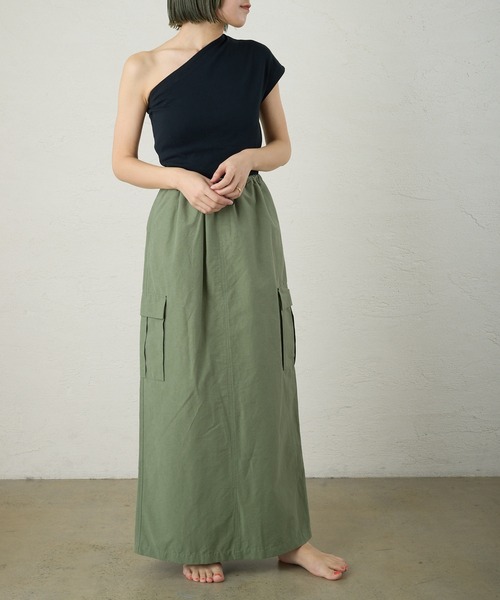 Omekashi(オメカシ)の「【earthy_ 】ワンショルTシャツ(Tシャツ/カットソー・レディース・オフホワイト/ブラック・FREE)」の7枚目の写真