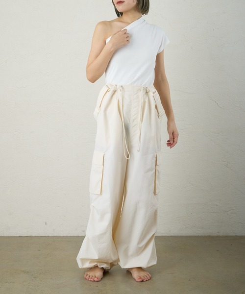 Omekashi(オメカシ)の「【earthy_ 】ワンショルTシャツ(Tシャツ/カットソー・レディース・オフホワイト/ブラック・FREE)」の19枚目の写真