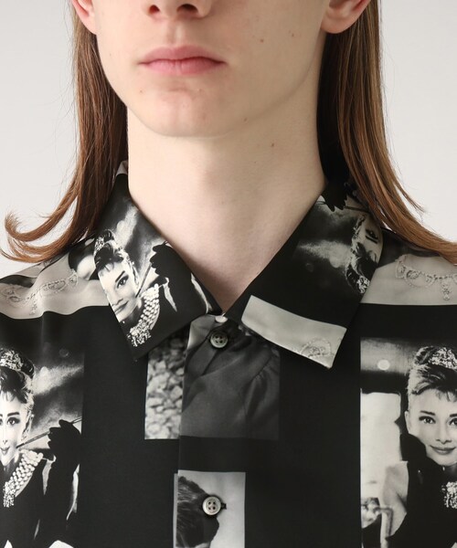 tk.TAKEO KIKUCHI(ティーケータケオキクチ)の「◆Retro Grade for tk.TAKEO KIKUCHI モンロー&ヘップバーン総柄シャツ(シャツ/ブラウス・メンズ・ホワイト系4/ブラック系3・01/02/03)」の8枚目の写真