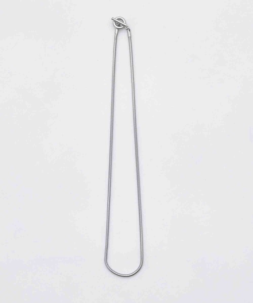 PUBLIC TOKYO(パブリックトウキョウ)の「【WEB限定】SHORT SNAKE CHAIN NECKLACE / ショートスネークチェーンネックレス(ネックレス・メンズ・シルバー・FREE)」の1枚目の写真