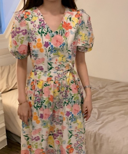 N.s(エヌドットエス)の「花柄Vネックワンピース(ワンピース・レディース・ホワイト・FREE)」の16枚目の写真