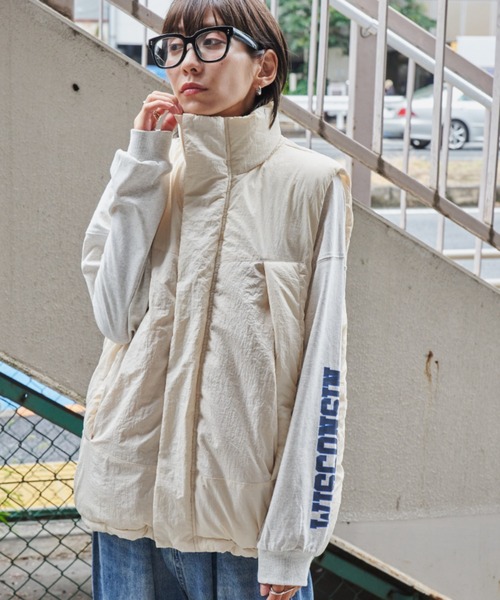 Auntie Rosa Holiday（アンティローザホリデー）の「中綿スタンドオーバーサイズベスト（ダウンベスト・レディース・ブラック/アイボリー・FREE）」の13枚目の写真