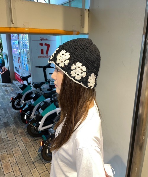 XU(エックスユー)の「韓国ファッション XU エックスユー crochet knit hat 2 ニットバケットハット クロシェハット ニットバケットハット クロシェ編み バケットハット(ハット・メンズ・アイボリー/ブラック/グリーン・ONE SIZE)」の7枚目の写真