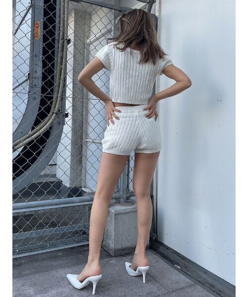 GYDA（ジェイダ）の「【SETUP着用可】ブリーチワイドリブニットショーパン（その他パンツ・レディース・オリーブ/オフホワイト/ネイビー・FREE）」の8枚目の写真