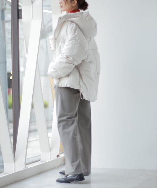 frames RAY CASSIN(フレームスレイカズン)の「裾ラウンドフェイクダウン(ダウンジャケット/コート・レディース・ベージュ/キナリ/ブラック・FREE)」の15枚目の写真