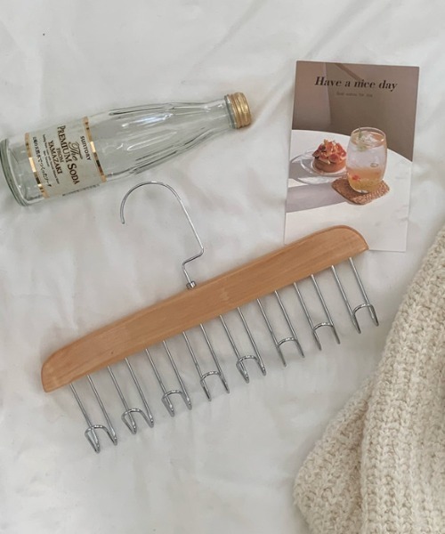 Made in I（メイドインアイ）の「WOOD DESIGN MULTI HANGER（収納グッズ・レディース・ブラウン/ベージュ・FREE）」の7枚目の写真