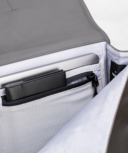 Topologie（トポロジー）の「Topologie Bags Satchel Backpack（バック