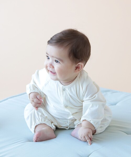 こども ビームス（コドモビームス）の「Daily Organic 2way ロンパース（45～80cm）（ロンパース・キッズ・ナチュラル/ラベンダー/ブラウン系その他2/レッド系その他/ブラック系その他3/イエロー/レッド系その他3/ブルー系その他4・60-70cm/70-80cm/45-55cm）」の4枚目の写真