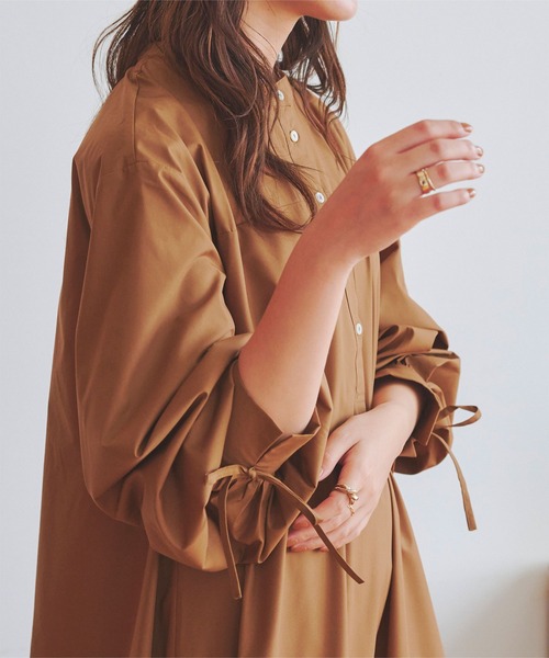 titivate（ティティベイト）の「ボリュームスリーブシャツワンピース（シャツワンピース・レディース・ブラック/オフホワイト/ブラウン・S/M）」の3枚目の写真