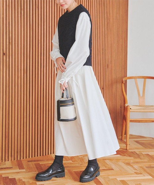 titivate（ティティベイト）の「ボリュームスリーブシャツワンピース（シャツワンピース・レディース・ブラック/オフホワイト/ブラウン・S/M）」の4枚目の写真