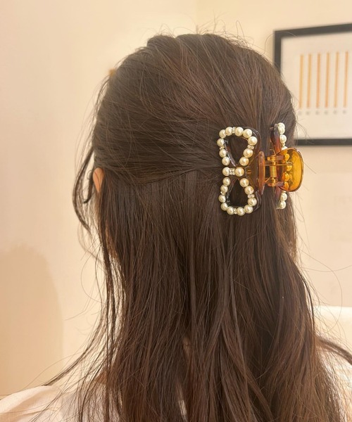 flower（フラワー）の「パーリーリボンクリップ（バレッタ/ヘアクリップ・レディース・ブラウン/アイボリー・FREE）」の3枚目の写真