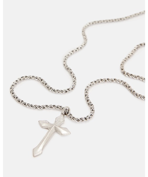 ALLSAINTS（オールセインツ）の「KADE CROSS STERLING SILVER NECKLACE | KADE クロス スターリング シルバー ネックレス（ネックレス・メンズ・シルバー系その他・ONE SIZE）」の9枚目の写真