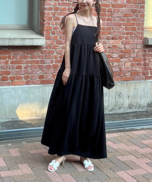 Re:EDIT（リエディ）の「[低身長/高身長サイズ有][イージーケア]カットジョーゼットティアードバックオープンキャミワンピース（ジャンパースカート・レディース・アイボリー系/ブラック/チャコールグレー・SHORT/LARGE/TALL/MEDIUM）」の6枚目の写真