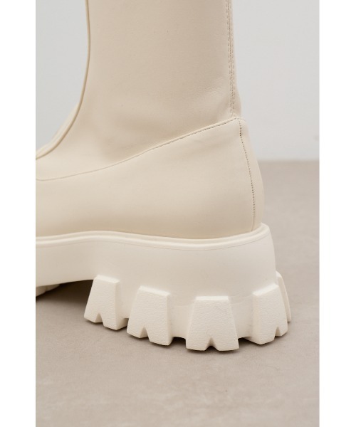 AZUL by moussy(アズールバイマウジー)の「チャンキーソールフロントジップブーツ(ブーツ・レディース・ブラック/アイボリー・SMALL/MEDIUM/LARGE)」の8枚目の写真