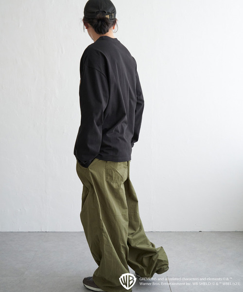 VENCEEXCHANGE（ヴァンスエクスチェンジ）の「GREMLINS グレムリン コラージュプリントロンT（Tシャツ/カットソー・メンズ・イエロー/パープル系/ホワイト/ブラック・M/L）」の18枚目の写真