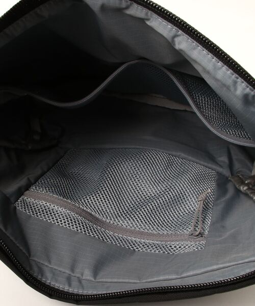 THE NORTH FACE(ザノースフェイス)の「【THE NORTH FACE】 カペラ 5 CAPELLA 5(ショルダーバッグ・レディース・ブラック/カーキ・FREE)」の5枚目の写真