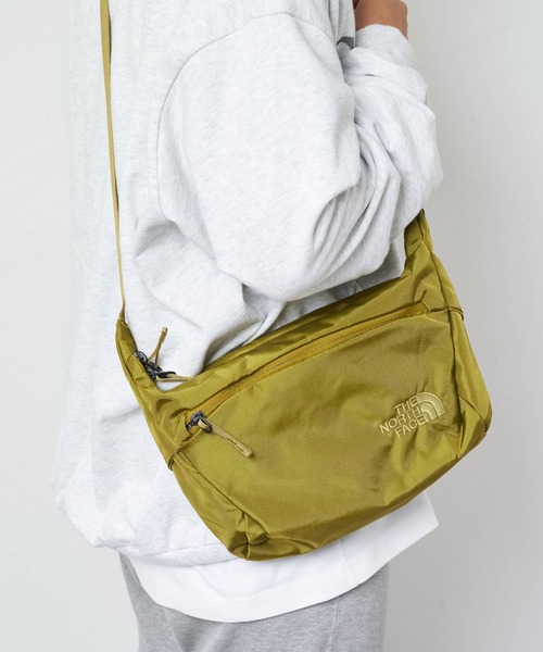 THE NORTH FACE(ザノースフェイス)の「【THE NORTH FACE】 カペラ 5 CAPELLA 5(ショルダーバッグ・レディース・ブラック/カーキ・FREE)」の1枚目の写真