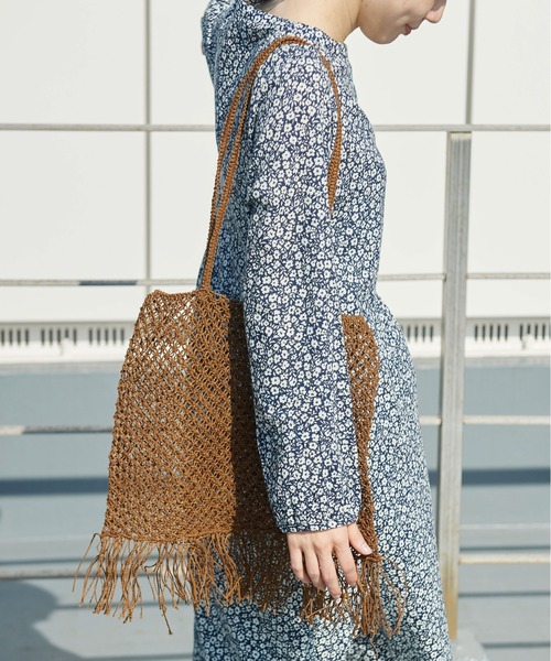 PAR ICI（パーリッシィ）の「サイザル マクラメ編みフリンジバッグ（かごバッグ・レディース・レッド/ブラウン・FREE）」の18枚目の写真