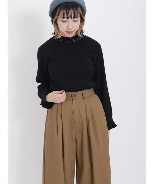 Samansa Mos2（サマンサ モスモス）の「ステッチフリルカラーニット（ニット/セーター・レディース・ブラック/キナリ/グリーン/パープル・F）」の3枚目の写真