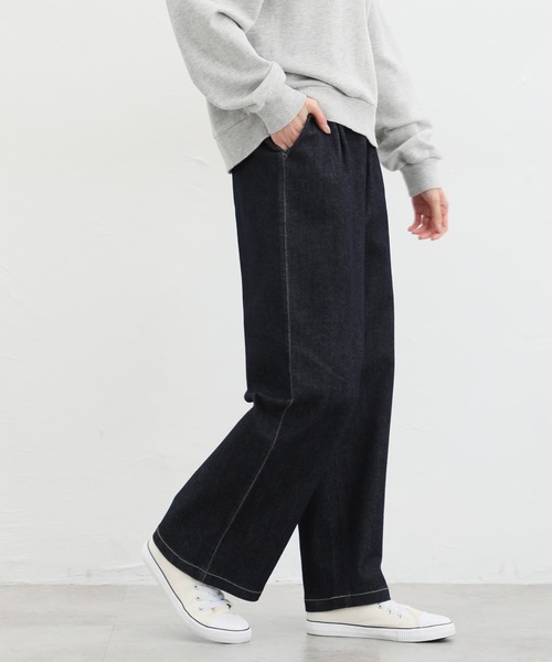 Honeys(ハニーズ)の「デニムストレートパンツ(股下72cm)(デニムパンツ・レディース・ワンウォッシュ/ライトインディゴブルー/ブルー/ブラック・S/M/L/LL)」の14枚目の写真