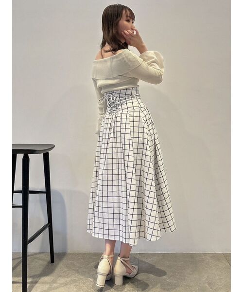 dazzlin（ダズリン）の「オフショルバルーンスリーブニット（ニット/セーター・レディース・アイボリー/グレー/ブラック/ピンク・FREE）」の9枚目の写真