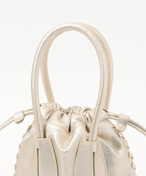 TOMORROWLAND （トゥモローランド）の「【WEB限定】ADD CULUMN TURN S ショルダーバッグ（ショルダーバッグ・レディース・シルバー・FREE）」の6枚目の写真