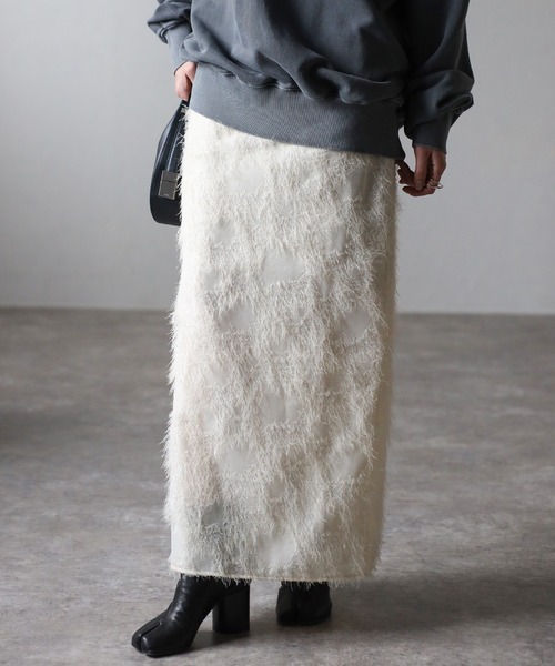 Bonjour Sagan（ボンジュールサガン）の「ラメフリンジスリットタイトスカート（スカート・レディース・アイボリー/ブラック・FREE）」の4枚目の写真