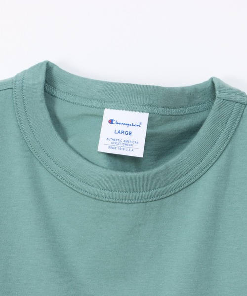 Champion(チャンピオン)の「【Champion/チャンピオン】メンズ ベーシック 大きいサイズ ショートスリーブTシャツ(Tシャツ/カットソー・メンズ・レッド系その他6/ベージュ系その他3/ネイビー/ブルー系その他/ホワイト/オートミール/ブラック・XX-LARGE/XXXX-LARGE/XXX-LARGE)」の19枚目の写真