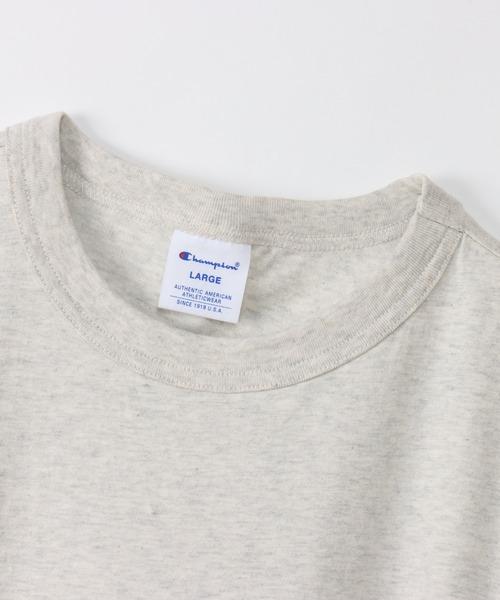 Champion(チャンピオン)の「【Champion/チャンピオン】メンズ ベーシック 大きいサイズ ショートスリーブTシャツ(Tシャツ/カットソー・メンズ・レッド系その他6/ベージュ系その他3/ネイビー/ブルー系その他/ホワイト/オートミール/ブラック・XX-LARGE/XXXX-LARGE/XXX-LARGE)」の16枚目の写真