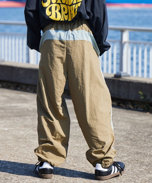 PAIRMANON STREET(ペアマノンストリート)の「ナイロン サイド ライン パイピング ワイド パンツ【PAIRMANON STREET】(その他パンツ・キッズ・レッド/グレー/ブラック/カーキ/ベージュ/グリーン/ピンク/ブルー/ブラック系その他/ベージュ系その他/グリーン系その他・120/100/110/150/90/130/140/160)」の19枚目の写真