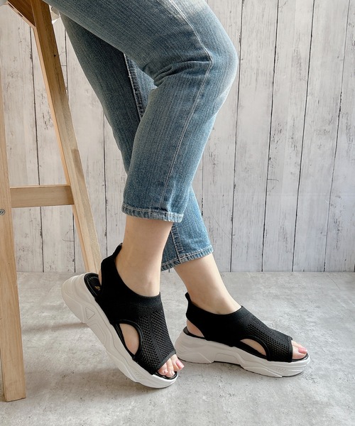 Noubel Voug Relax（ヌーベルヴォーグリラックス）の「ボリュームソールメッシュ素材スポーツサンダル（サンダル・レディース・ブラック/ホワイト・L/M/S/LL）」の17枚目の写真