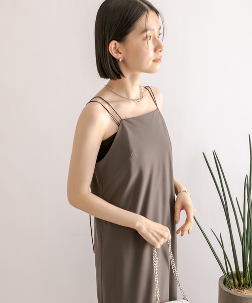 RIVE DROITE（リヴドロワ）の「ジョーゼットバイアスキャミワンピース（ワンピース・レディース・チャコールグレー/ブラック・FREE）」の19枚目の写真