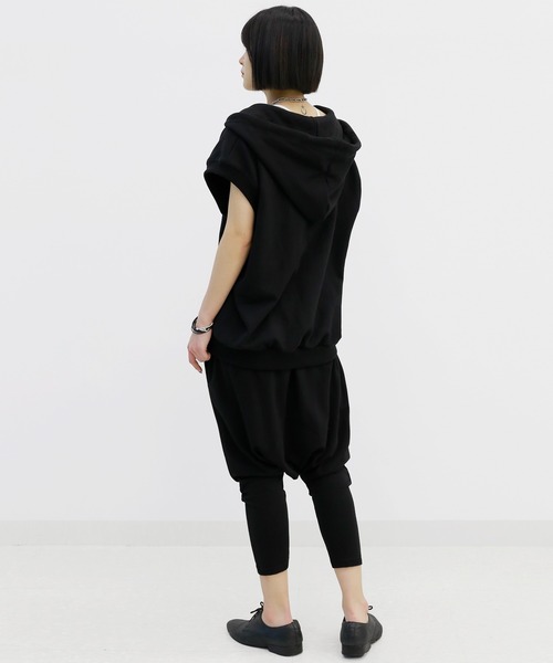 minsobi(ミンソビ)の「ダブルジップパーカーベスト フード付きベスト(ベスト・メンズ・ブラック・FREE)」の4枚目の写真