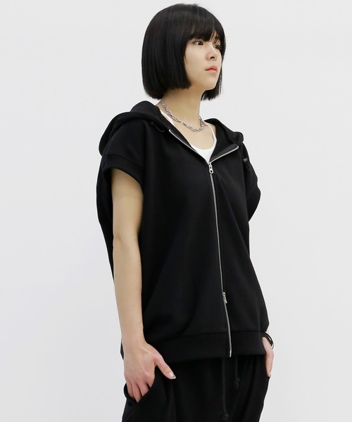 minsobi(ミンソビ)の「ダブルジップパーカーベスト フード付きベスト(ベスト・メンズ・ブラック・FREE)」の8枚目の写真