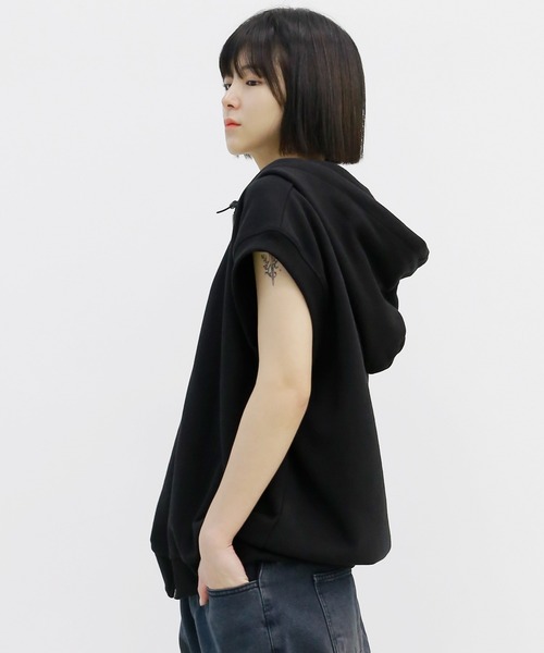 minsobi(ミンソビ)の「ダブルジップパーカーベスト フード付きベスト(ベスト・メンズ・ブラック・FREE)」の17枚目の写真