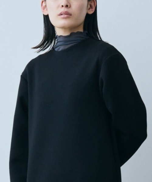 IEDIT（イディット）の「ＩＥＤＩＴ　やわらか素材の身ごろが心地よい部分シアートップス（Tシャツ/カットソー・レディース・スミクロ/グレー/アイボリー・XX-LARGE/X-LARGE/LARGE/MEDIUM/SMALL/XXX-LARGE）」の3枚目の写真