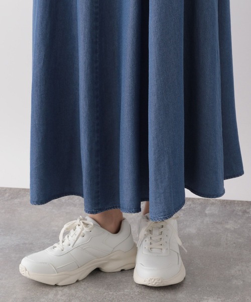 GLOBAL WORK(グローバルワーク)の「エアリーリラックスデニムスカート/991693(デニムスカート・レディース・ブルー/ネイビー・REGULAR/SHORT)」の18枚目の写真