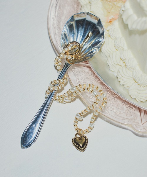 ANU（アヌ）の「amor’s lovely pearl choker - アモルズラブリーパールチョーカー（ネックレス・レディース・ホワイト・FREE）」の2枚目の写真