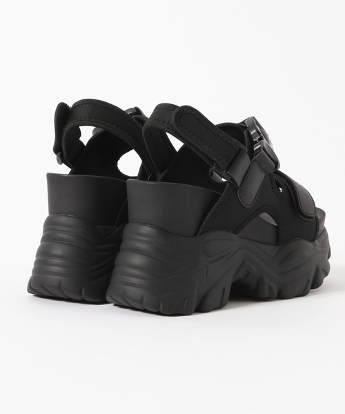 FOREVER 21（フォーエバー トゥエンティーワン）の「【2024SS】スーパー厚底スポーツサンダル（サンダル・レディース・ブラック/オフホワイト/グレー・SMALL/MEDIUM/LARGE）」の6枚目の写真