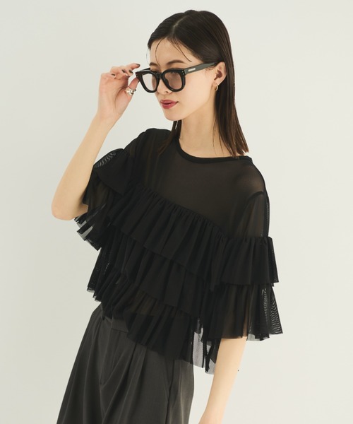 MERLOT（メルロー）の「ティアードシアープルオーバー（シャツ/ブラウス・レディース・ホワイト/ブラック・FREE）」の2枚目の写真