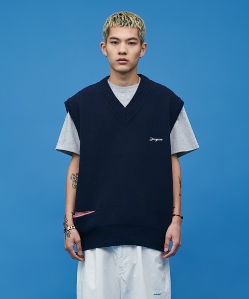 アウターその他 YESEYESEE One Pocket Knitted VNeck Vest Navy yeseyesee One Pocket Knitted V-Neck Vest - Navy | 하이츠스토어