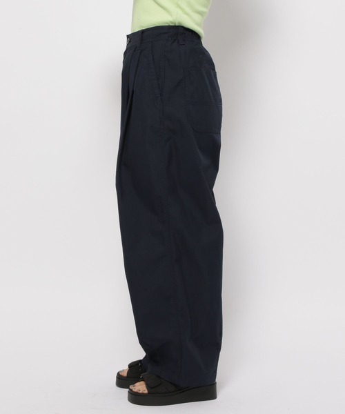 niko and...（ニコアンド）の「ナイロンコットンバレルパンツ（その他パンツ・レディース・グリーン/ベージュ/ネイビー/アイボリー・FREE）」の19枚目の写真