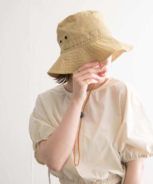 KBF（ケイビーエフ）の「パッカブルバケットHAT（ハット・レディース・ブラック/ベージュ・ONE）」の2枚目の写真