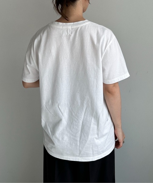 feepur（フェピュール）の「カラーロゴPHOTO Tee（Tシャツ/カットソー・レディース・オフホワイト/オートミール・MEDIUM）」の5枚目の写真