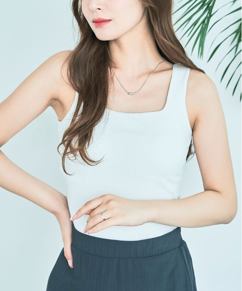 kirakiraShop(キラキラショップ)の「カップ付き スクエア ネック リブ タンクトップ(タンクトップ・レディース・ホワイト/ブラック/グリーン系その他・S/M/L/XL)」の5枚目の写真