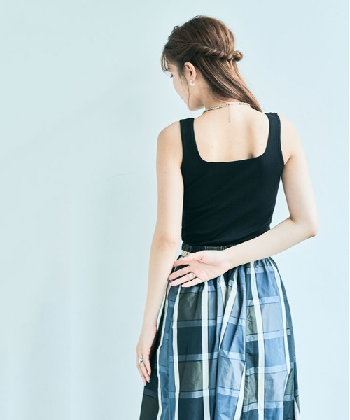 kirakiraShop(キラキラショップ)の「カップ付き スクエア ネック リブ タンクトップ(タンクトップ・レディース・ホワイト/ブラック/グリーン系その他・S/M/L/XL)」の21枚目の写真